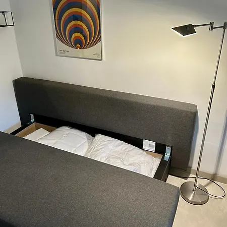 Feelslikehome - Urbane Altbauwohnung Mit Dachterasse& Parkplatz Bochum Exterior foto