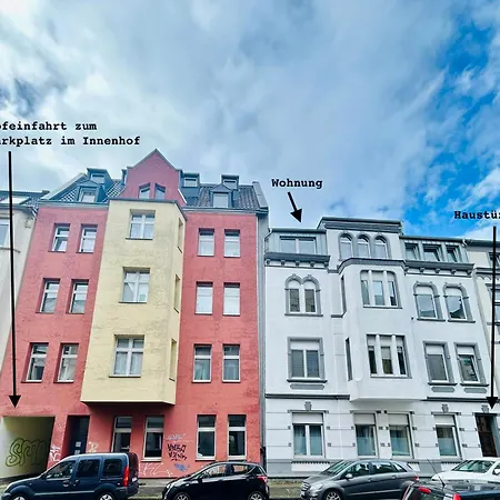 Feelslikehome - Urbane Altbauwohnung Mit Dachterasse& Parkplatz Bochum Exterior foto