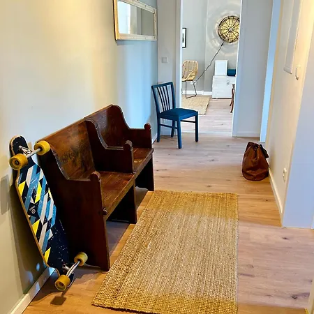 Feelslikehome - Urbane Altbauwohnung Mit Dachterasse& Parkplatz Bochum Exterior foto