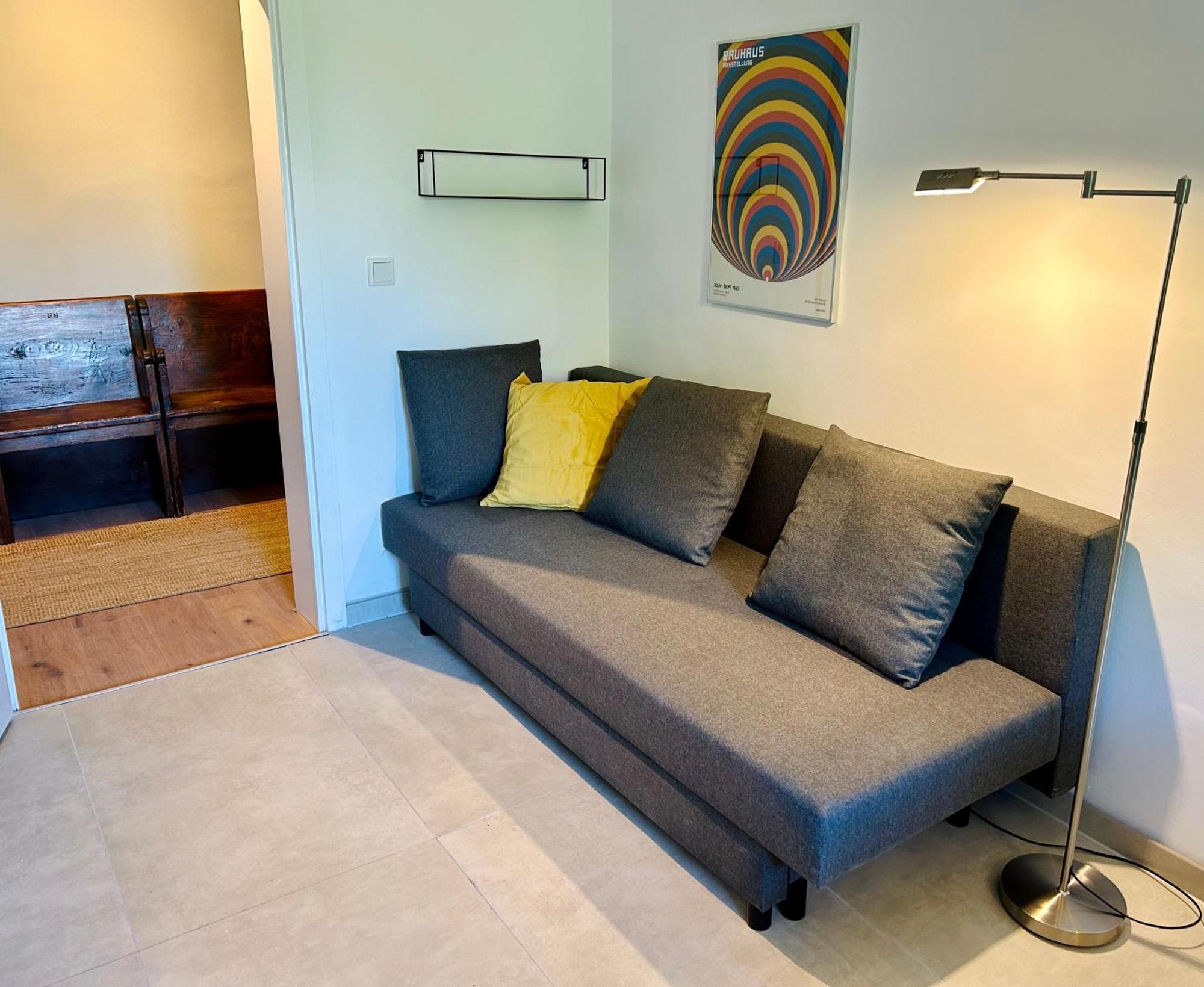 Feelslikehome - Urbane Altbauwohnung Mit Dachterasse& Parkplatz *